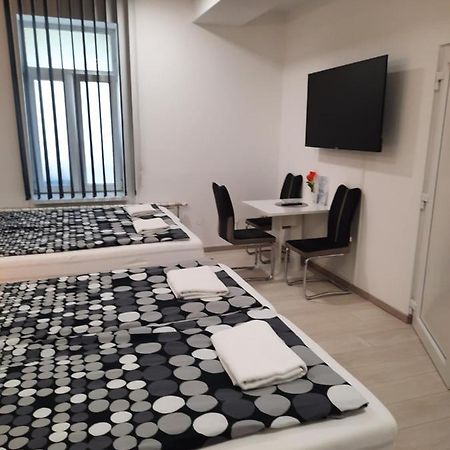 Apartments Petrova170 Zagreb Exterior photo