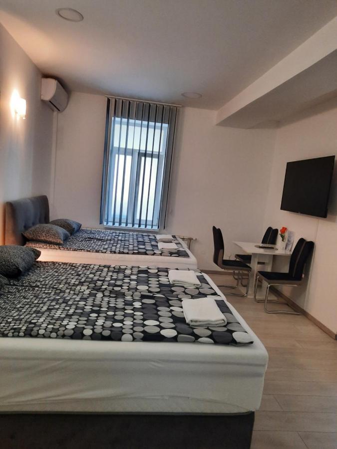 Apartments Petrova170 Zagreb Exterior photo